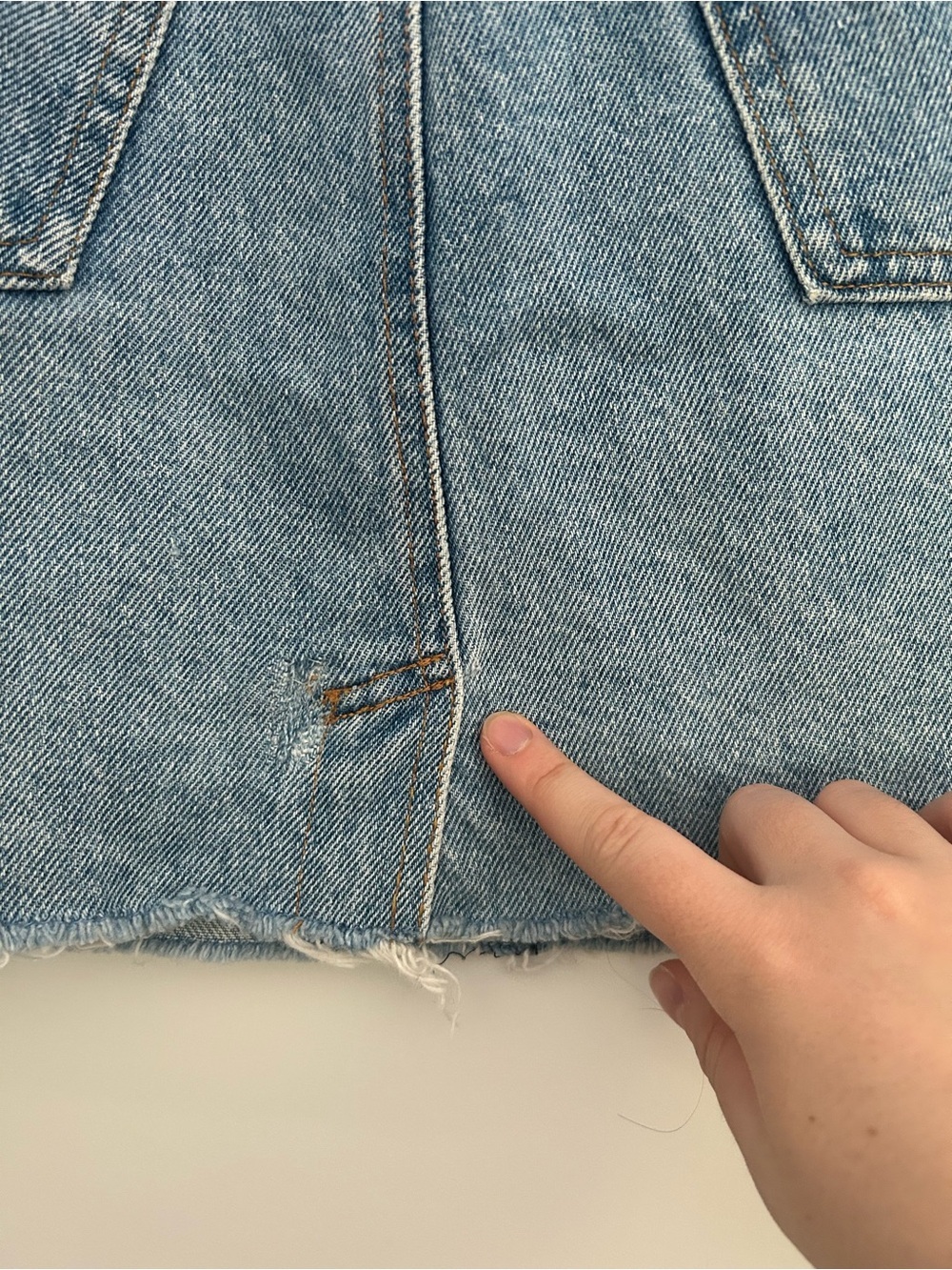 Vintage 2000s Y2K Gap Denim Mini Cut Off Hem Skirt - Picture 6 of 7